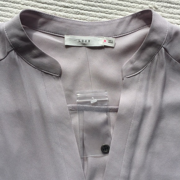 Lush light lavender blouse - Picture 2 of 4